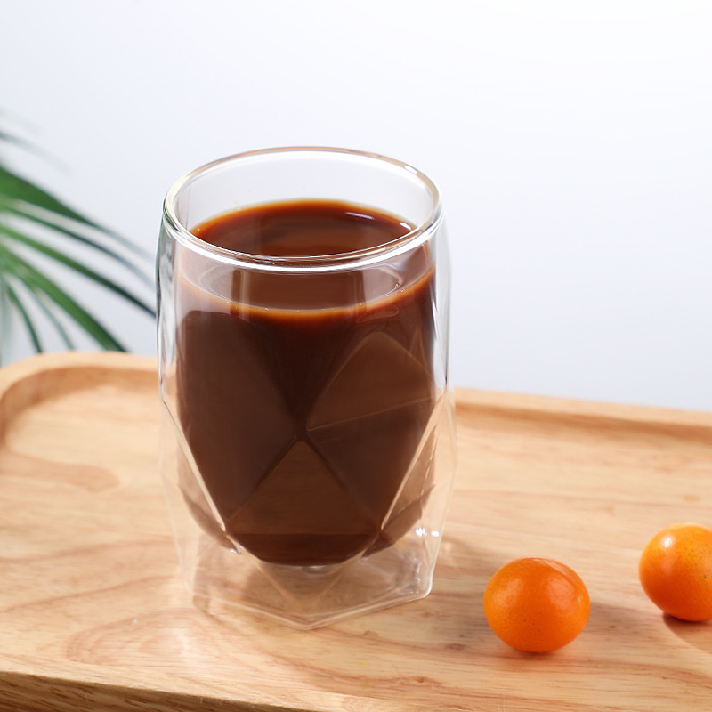 सरल गर्मी प्रतिरोधी दोहरी दीवारों वाला इंसुलेटेड ग्लास कप